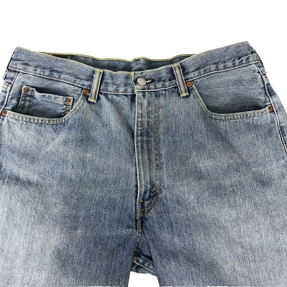 Levi Strauss Men’s 36x29 Light Wash 550 Relaxed Fit Straight Leg Denim Jeans - Picture 6 of 14